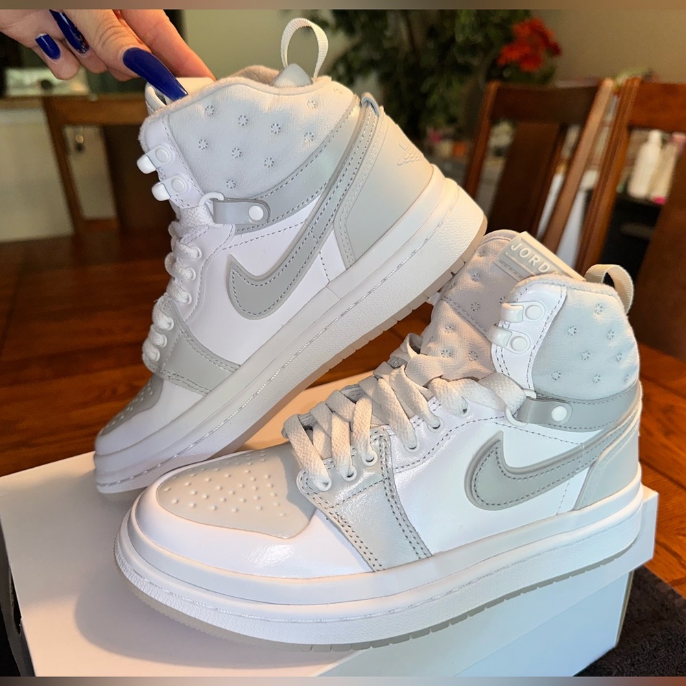 Nike Jordan Acclimate for Cold & Wet Weather